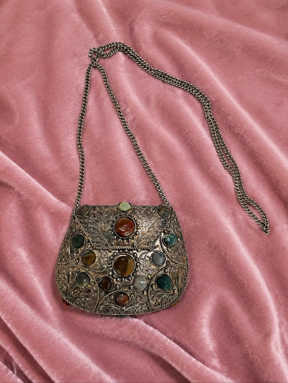 VINTAGE SAJAI METAL AND AGATE SCROLL BOX PURSE